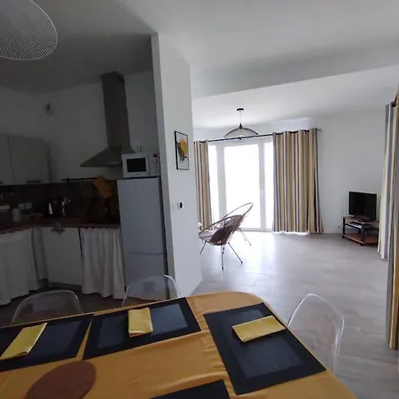 Climatise Au Coeur De La Provence Et Parcs D'attractions 10mn Avignon Apartment